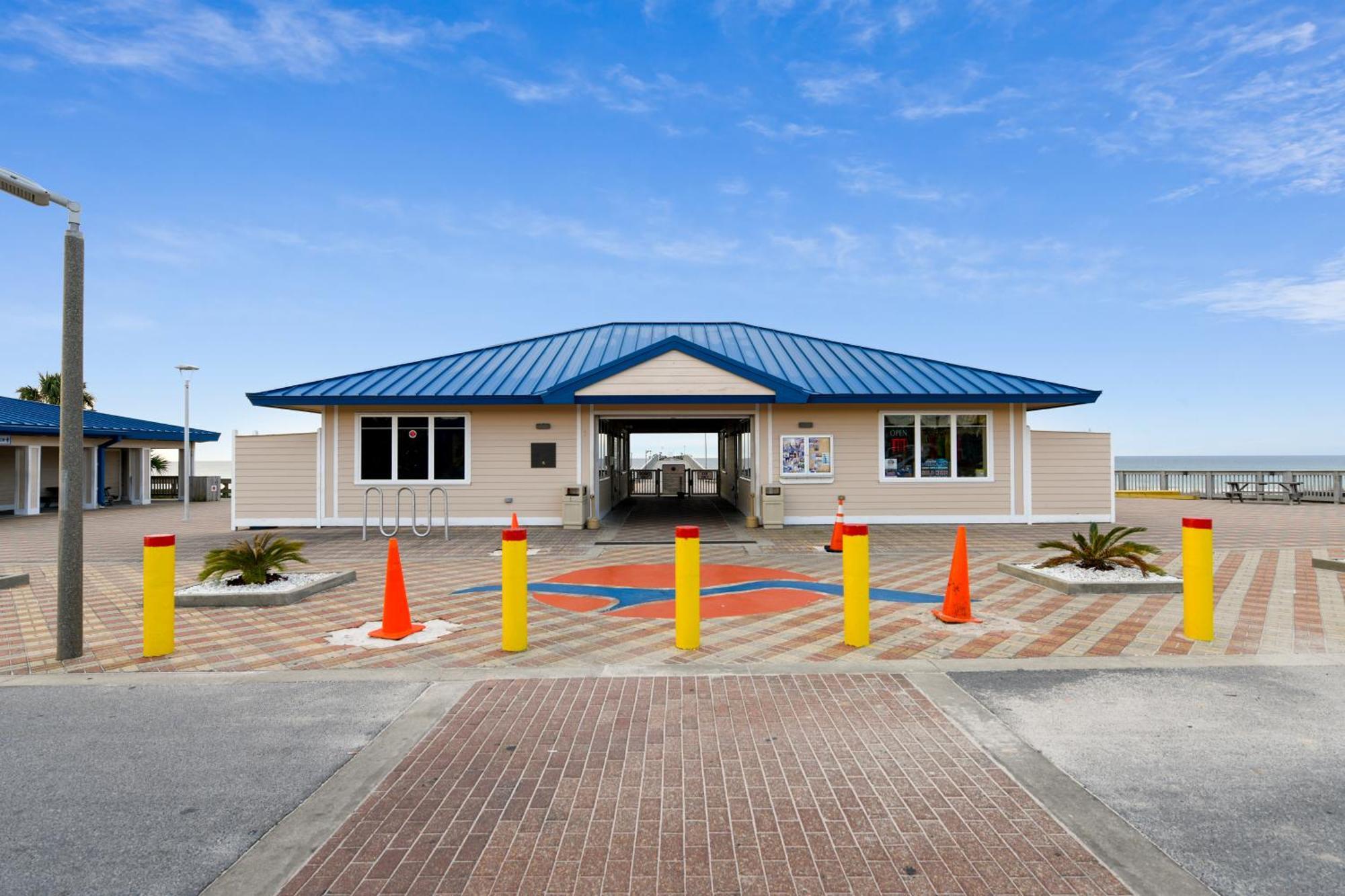 Laketown Wharf Resort #1321 By Book That Condo Panama City Beach Exterior photo
