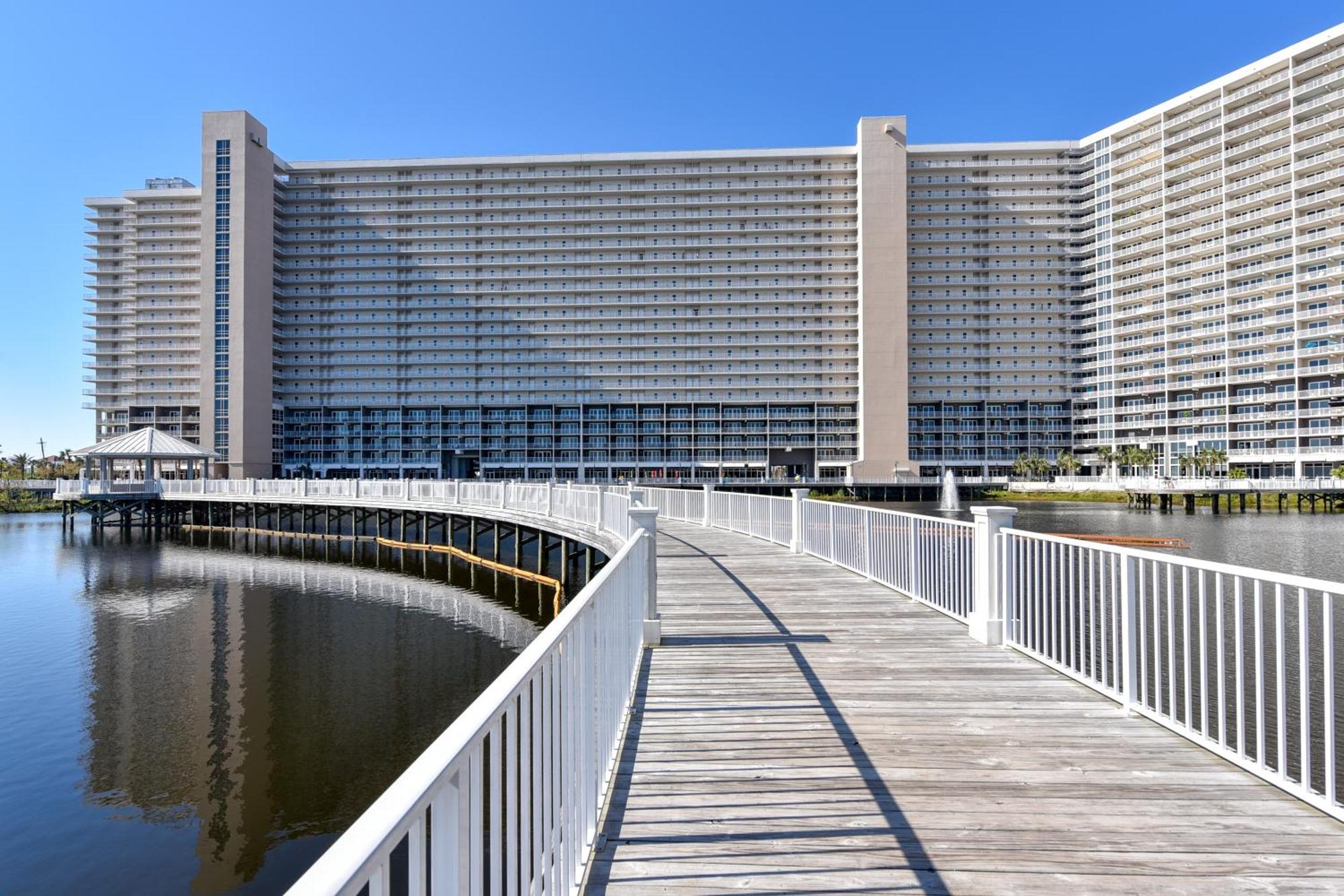 Laketown Wharf Resort #1321 By Book That Condo Panama City Beach Exterior photo