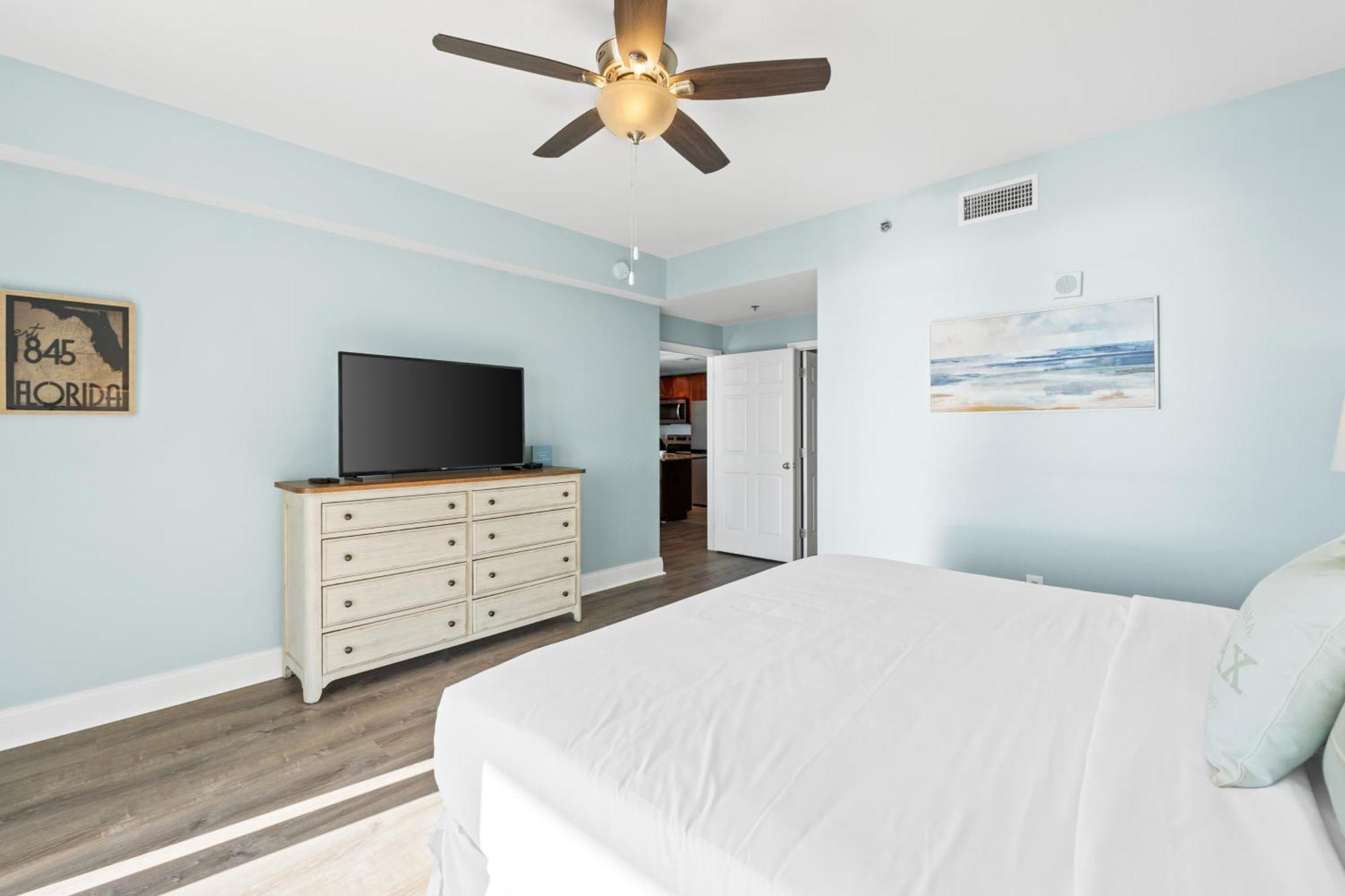 Laketown Wharf Resort #1321 By Book That Condo Panama City Beach Exterior photo